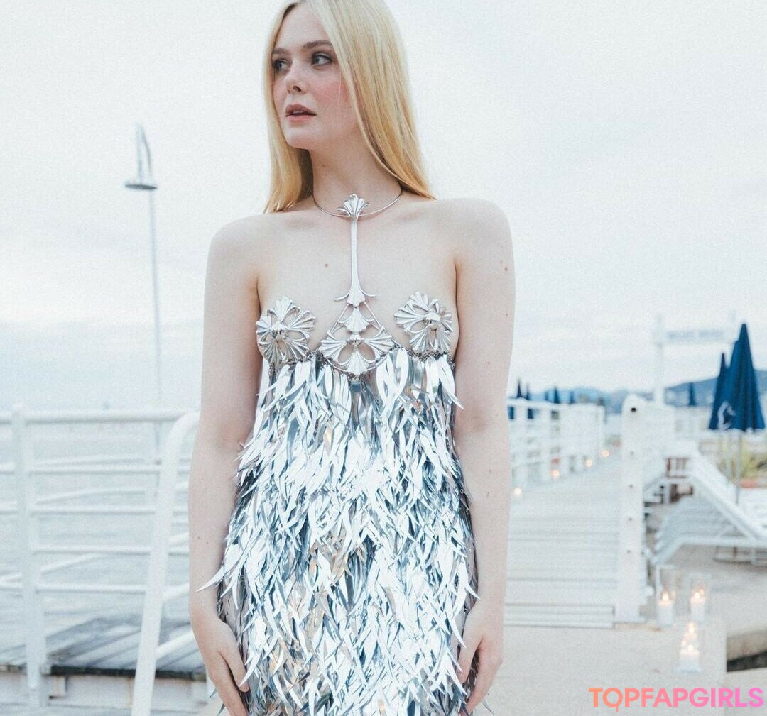 Nagie wyciekłe zdjęcie OnlyFans od Elle Fanning #1035