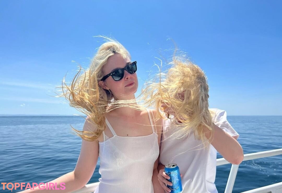 Nagie wyciekłe zdjęcie OnlyFans od Elle Fanning #1084