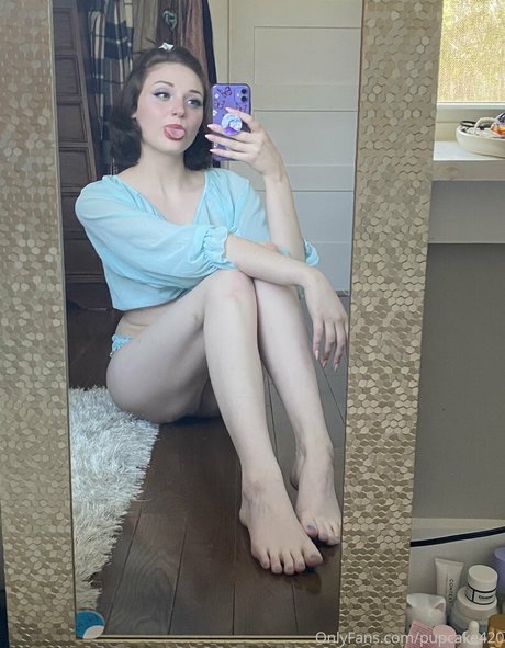 Nagie wyciekłe zdjęcie OnlyFans od Sugarcake420