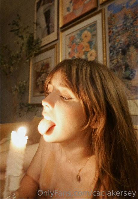 Nagie wyciekłe zdjęcie OnlyFans od Acacia Kersey