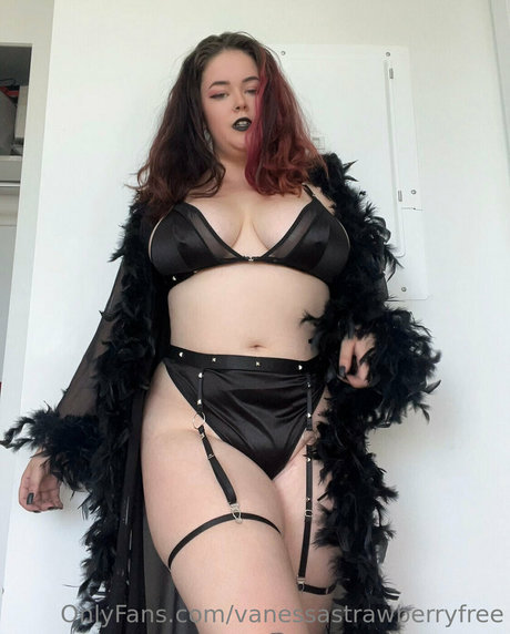 Vanessastrawberryfree