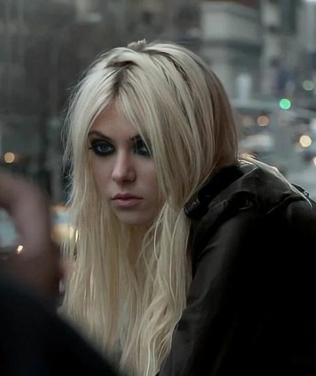 Taylor Momsen