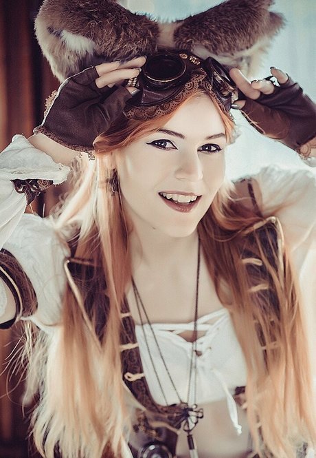 Anya Ichios