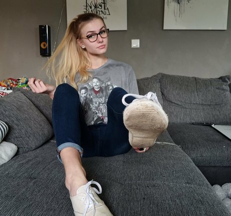 Emmyfeetandsocks