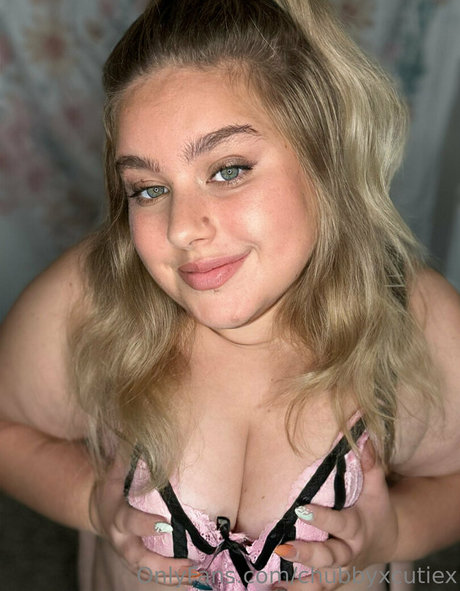 Nagie wyciekłe zdjęcie OnlyFans od Chubbyxcutiex