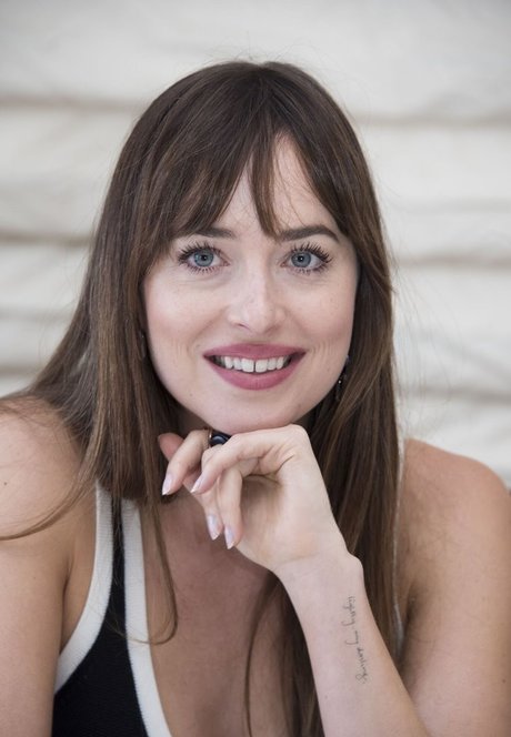 Dakota Johnson