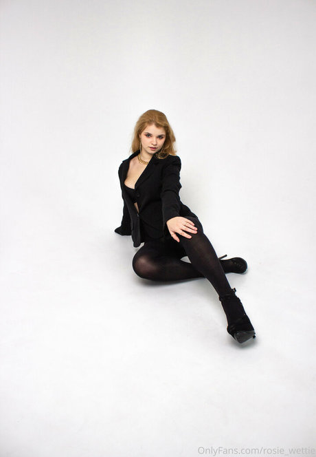 Rosiewettie