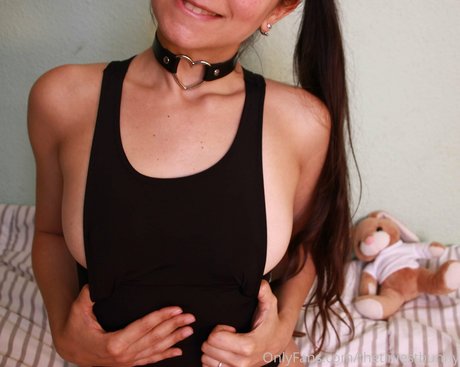 Nagie wyciekłe zdjęcie OnlyFans od Thetiniestbunny
