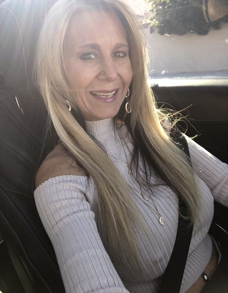 Nagie wyciekłe zdjęcie OnlyFans od Ainsleedivine