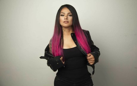 Snow Tha Product