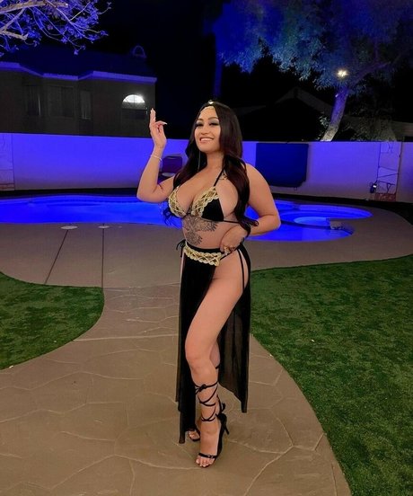 Nagie wyciekłe zdjęcie OnlyFans od Lulu Reyes