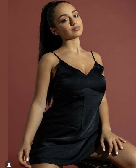 Nagie wyciekłe zdjęcie OnlyFans od Leah Rodkin