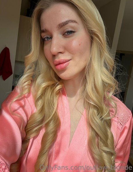 Outlawblonde