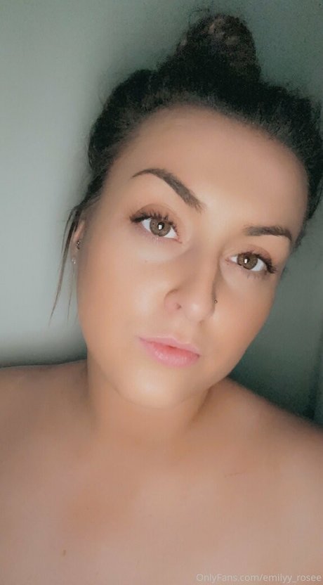 Emilyyrosee
