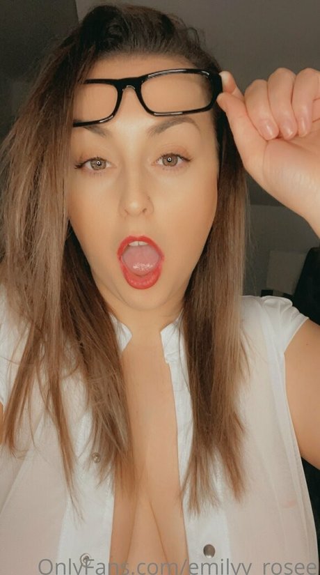 Emilyyrosee