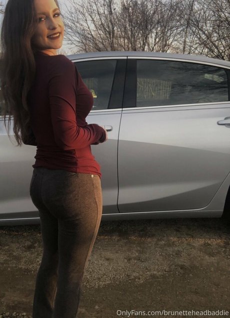 Brunetteheadbaddie