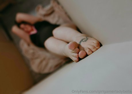 Nagie wyciekłe zdjęcie OnlyFans od Girlgamerladybella