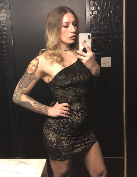 Nagie wyciekłe zdjęcie OnlyFans od Avaausten