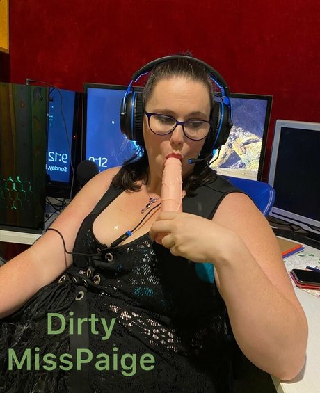 Dirtymisstresspaige