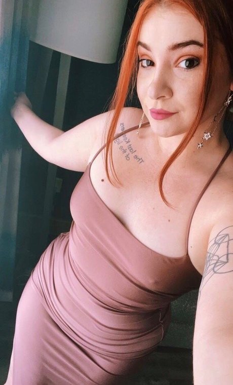 Nagie wyciekłe zdjęcie OnlyFans od Peachezandscreamz