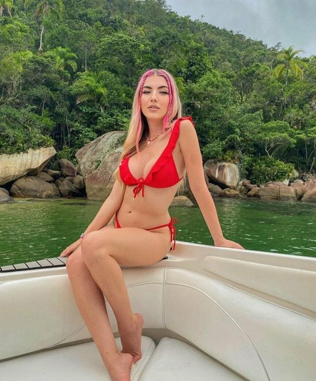 Nagie wyciekłe zdjęcie OnlyFans od Ale Maze