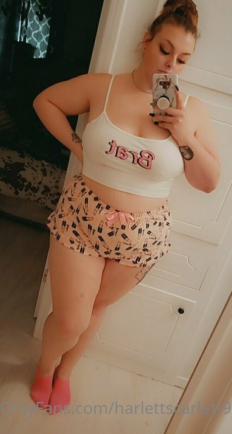 Harlettscarlett93