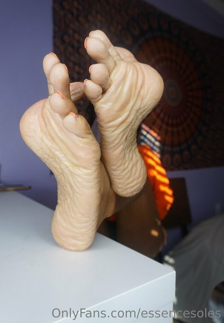 Nagie wyciekłe zdjęcie OnlyFans od Essencesoles