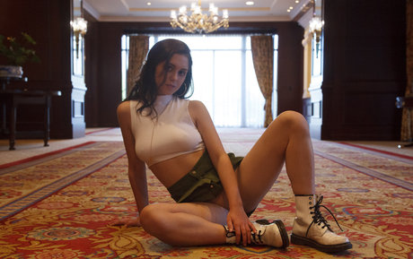 Riley Summers