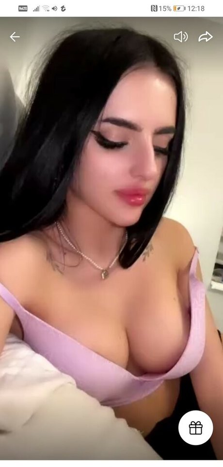Nagie wyciekłe zdjęcie OnlyFans od Martiniii