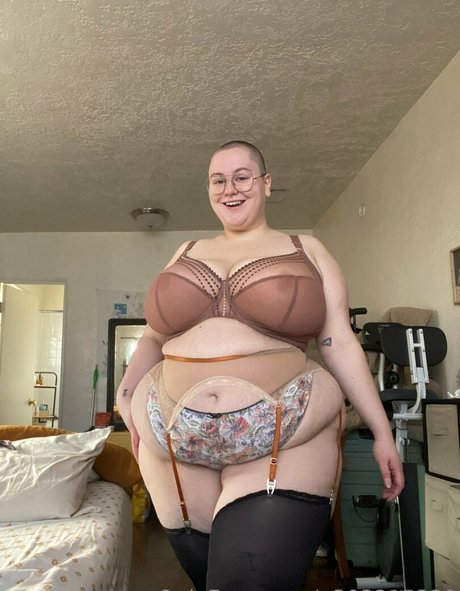 Bbwfrogprincess