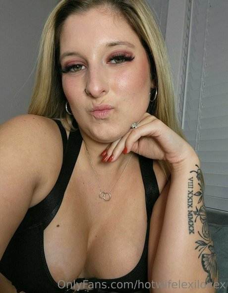 Hotwifelexilovex