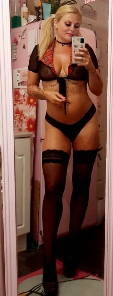 Nagie wyciekłe zdjęcie OnlyFans od Jamieleepinkymummy