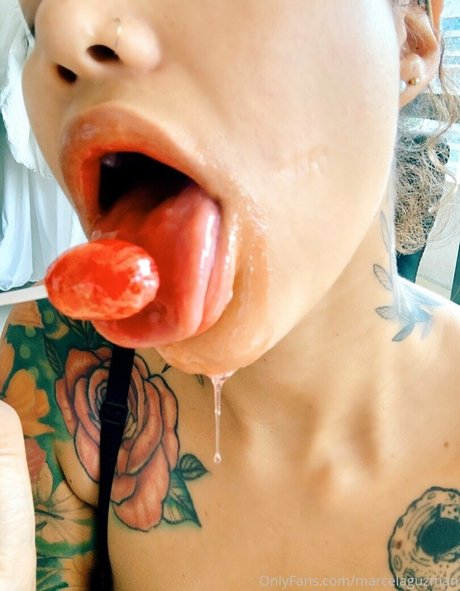 Nagie wyciekłe zdjęcie OnlyFans od Marcelaguzman