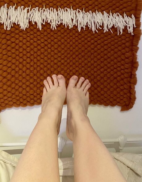 Lucyfeetandtoes