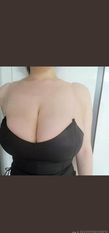 Nagie wyciekłe zdjęcie OnlyFans od Maskkim