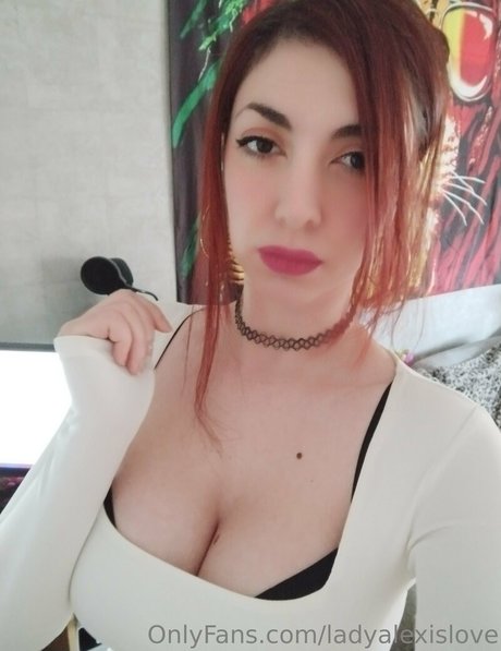 Nagie wyciekłe zdjęcie OnlyFans od Ladyalexislove